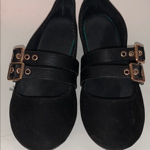 Black Flat shoes